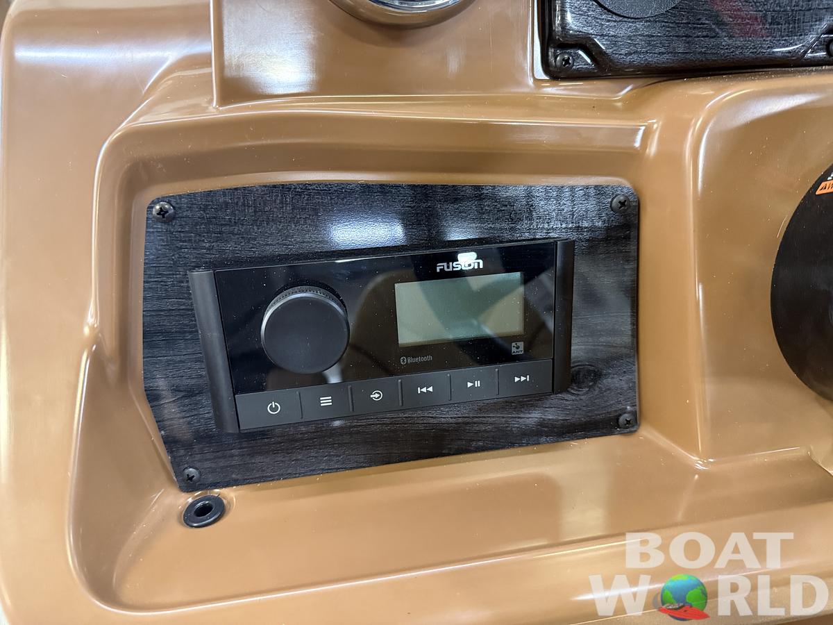 2026 Tahoe Pontoons Sport 2385 Swingback (VRB) & Honda 4-Stroke EFI