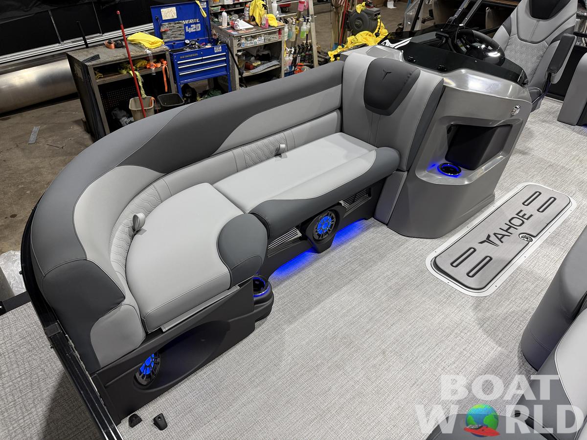 2026 Tahoe LTZ 300HP VRB 2385 Swingback Tritoon $68,995