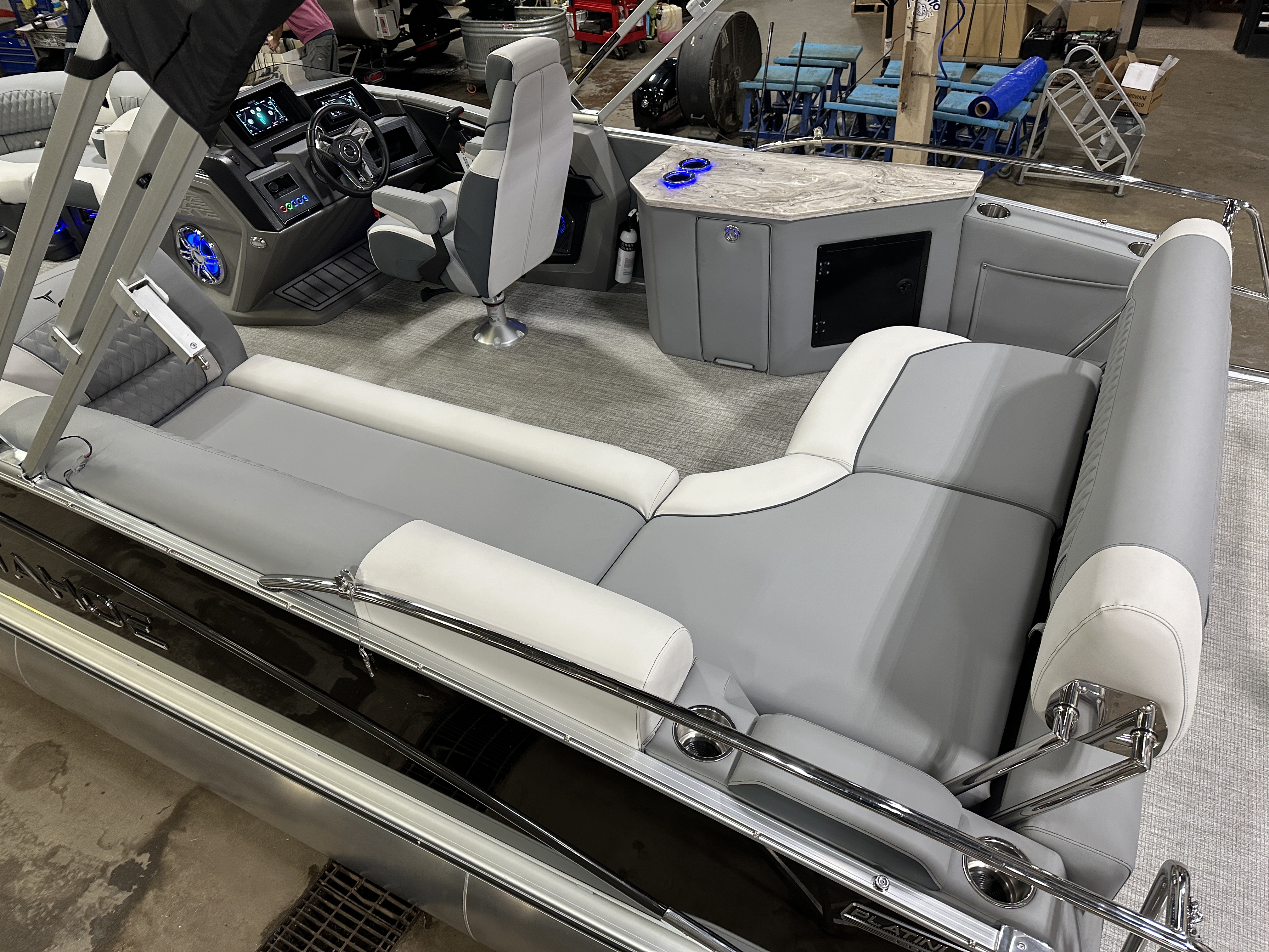 2025 Tahoe Pontoons Cascade 2385 Cruise Rear Bench (CRB) & Honda 4-Stroke EFI