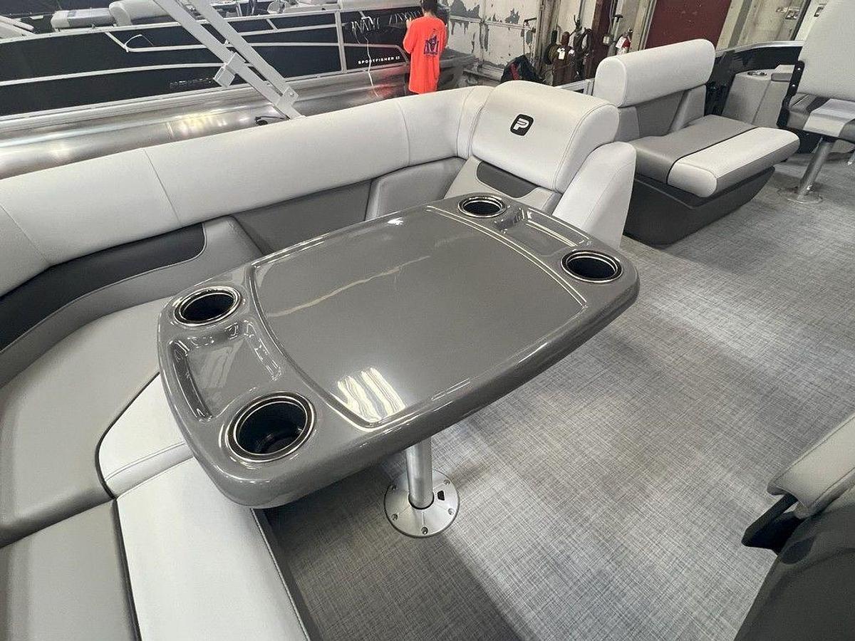 2025 Princecraft 21 Sportfisher 2-S Pontoon & Mercury 4-Stroke EFI