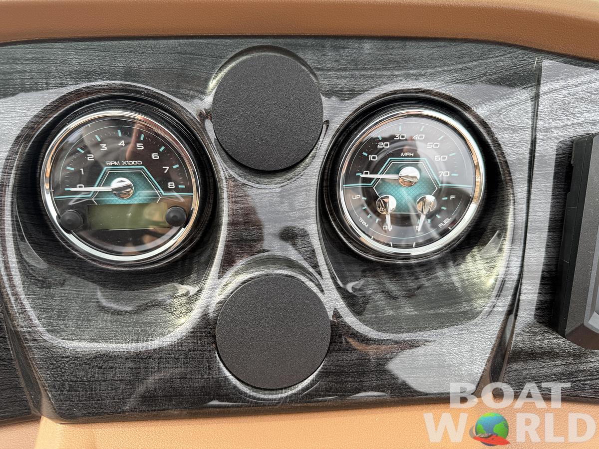 2026 Tahoe LTZ 2185 Cruise Pontoon