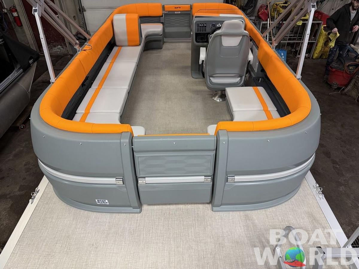 2025 Tahoe Pontoons Aura 1985 Quad Lounge & 50HP 4-Stroke EFI