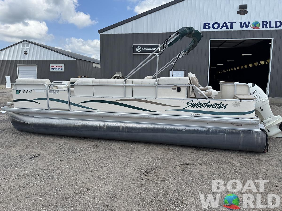 Used 2004 Sweetwater 2222 DF Pontoon WITH SEA LEGS