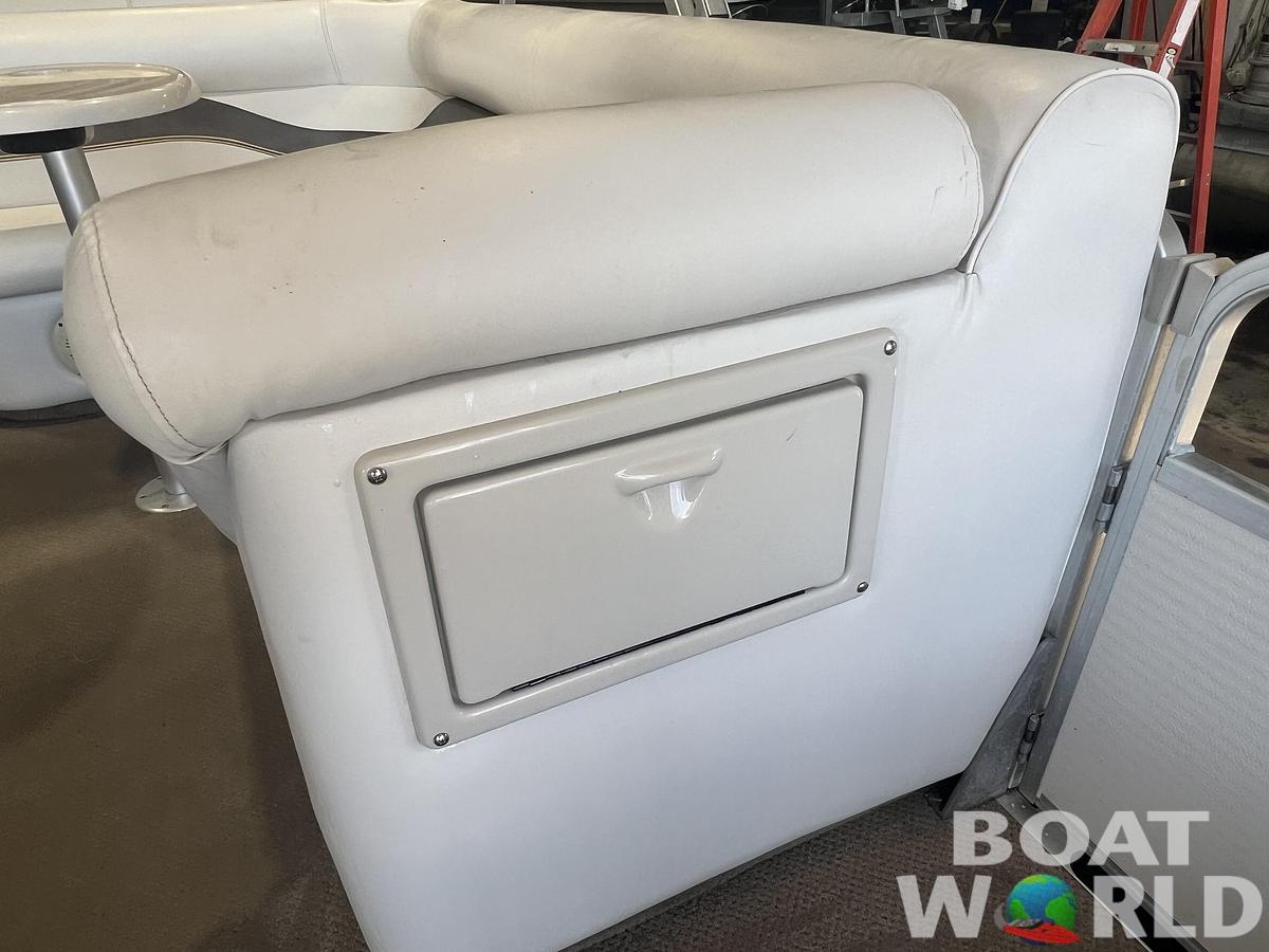 Used 2005 Premier 210 SunSation & 50HP Yamaha 4Stroke -$14,995
