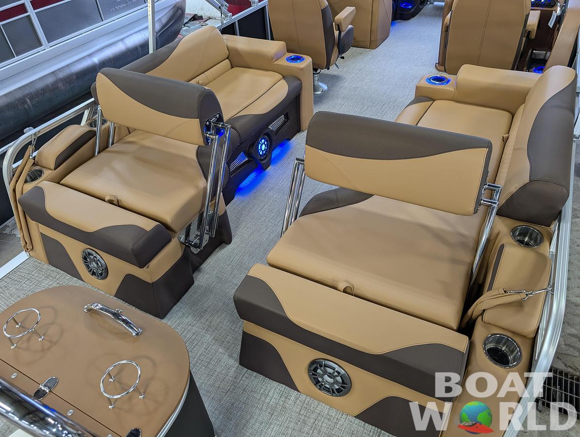 2025 Tahoe Pontoons LTZ 2385 Quad Lounge Shift Flip Tritoon & Honda 4-Stroke EFI