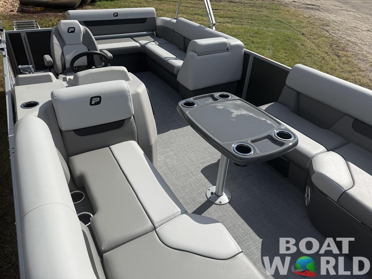 2026 Princecraft Vectra 21 RL Swingback Lounge Pontoon & Mercury 4-Stroke EFI