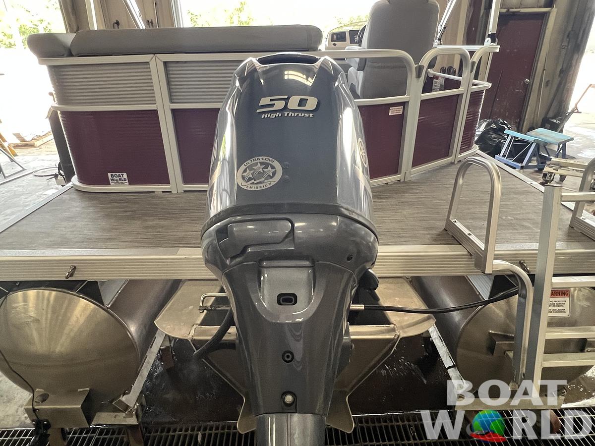 Used 2020 Bennington 20 SLV & 50HP Yamaha 4Stroke -$27,995