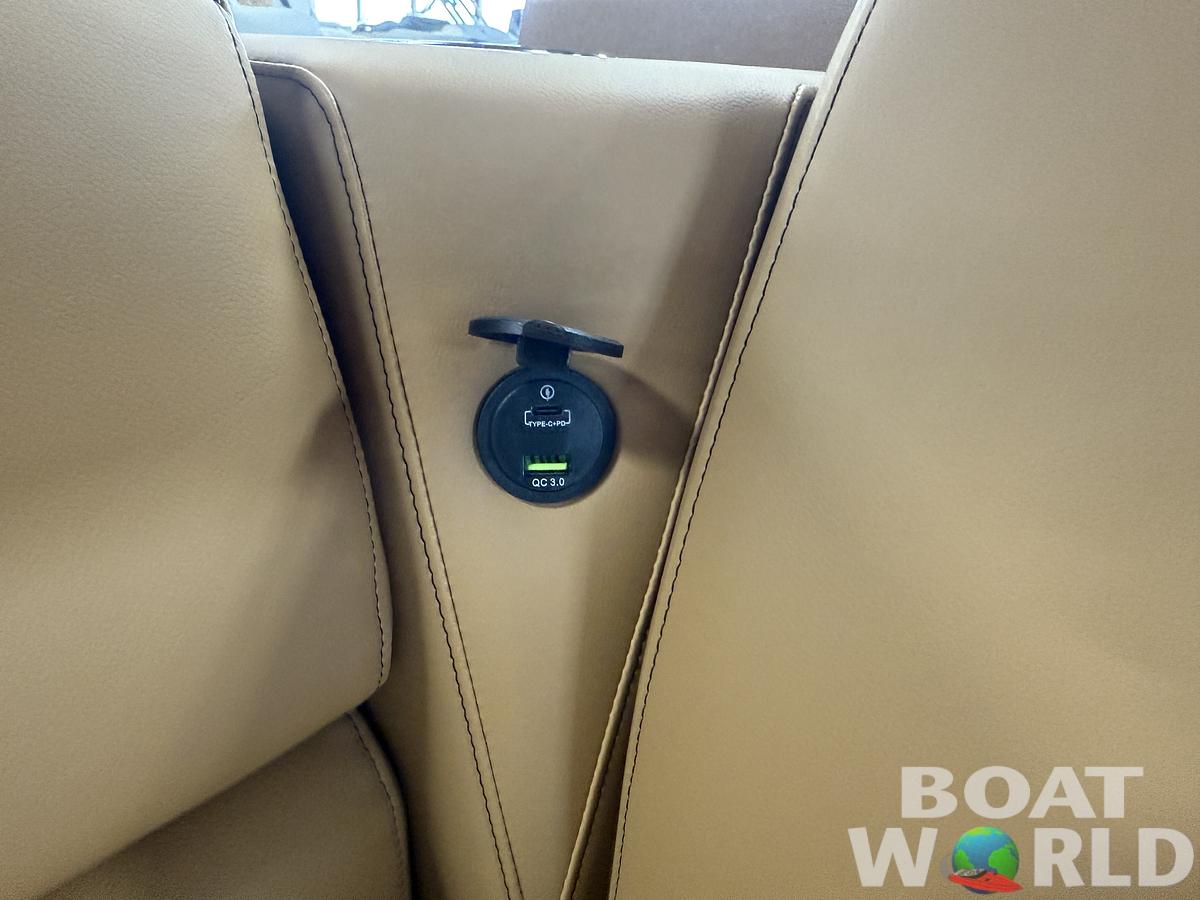 2026 Tahoe Pontoons Sport 2385 Swingback (VRB) & Honda 4-Stroke EFI