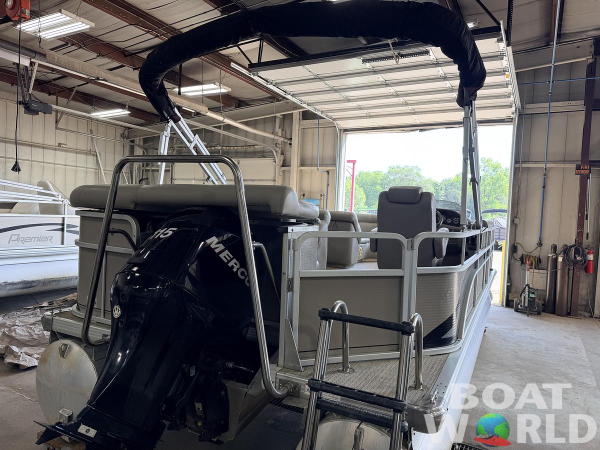 Used 2007 Premier 210 Legend
