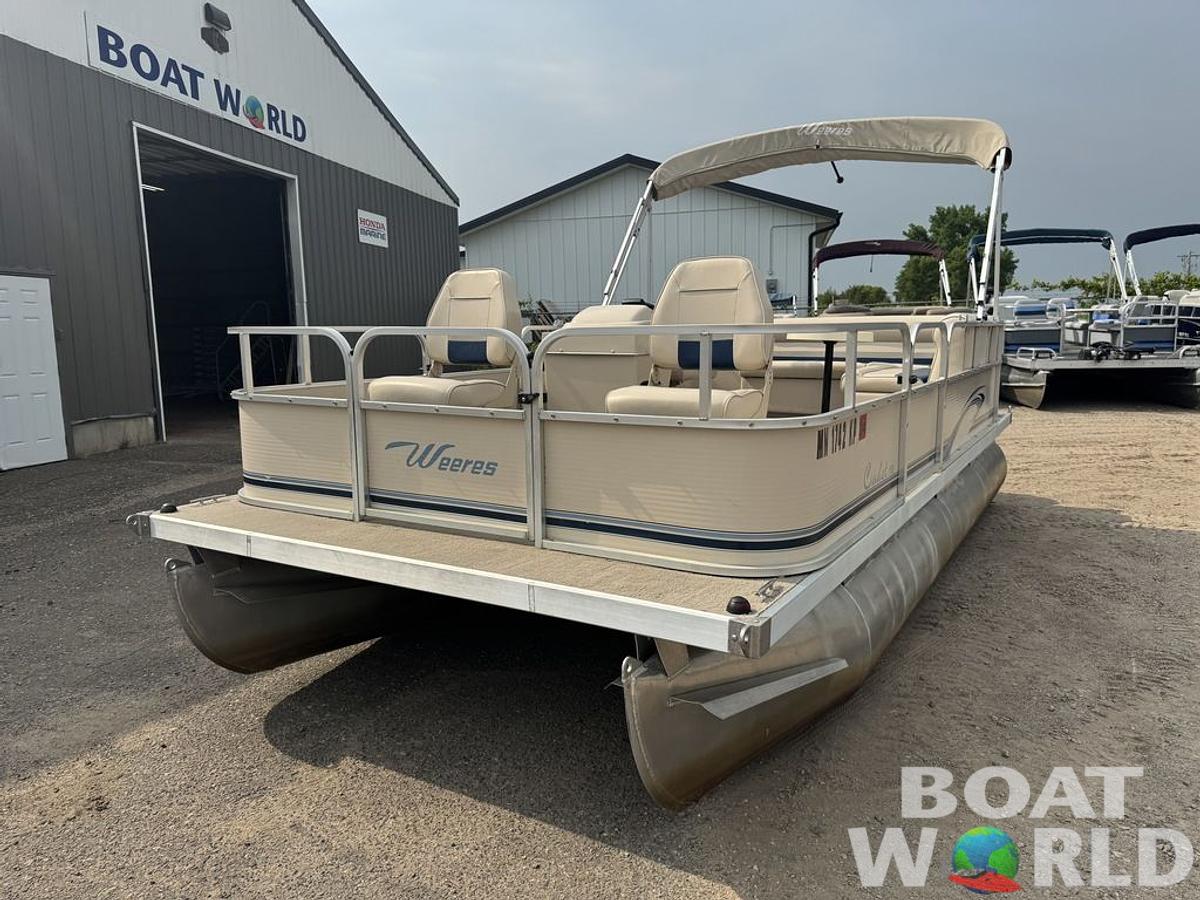 Used 2010 Weeres Cadet Fish 18' & Mercury 4-Stroke