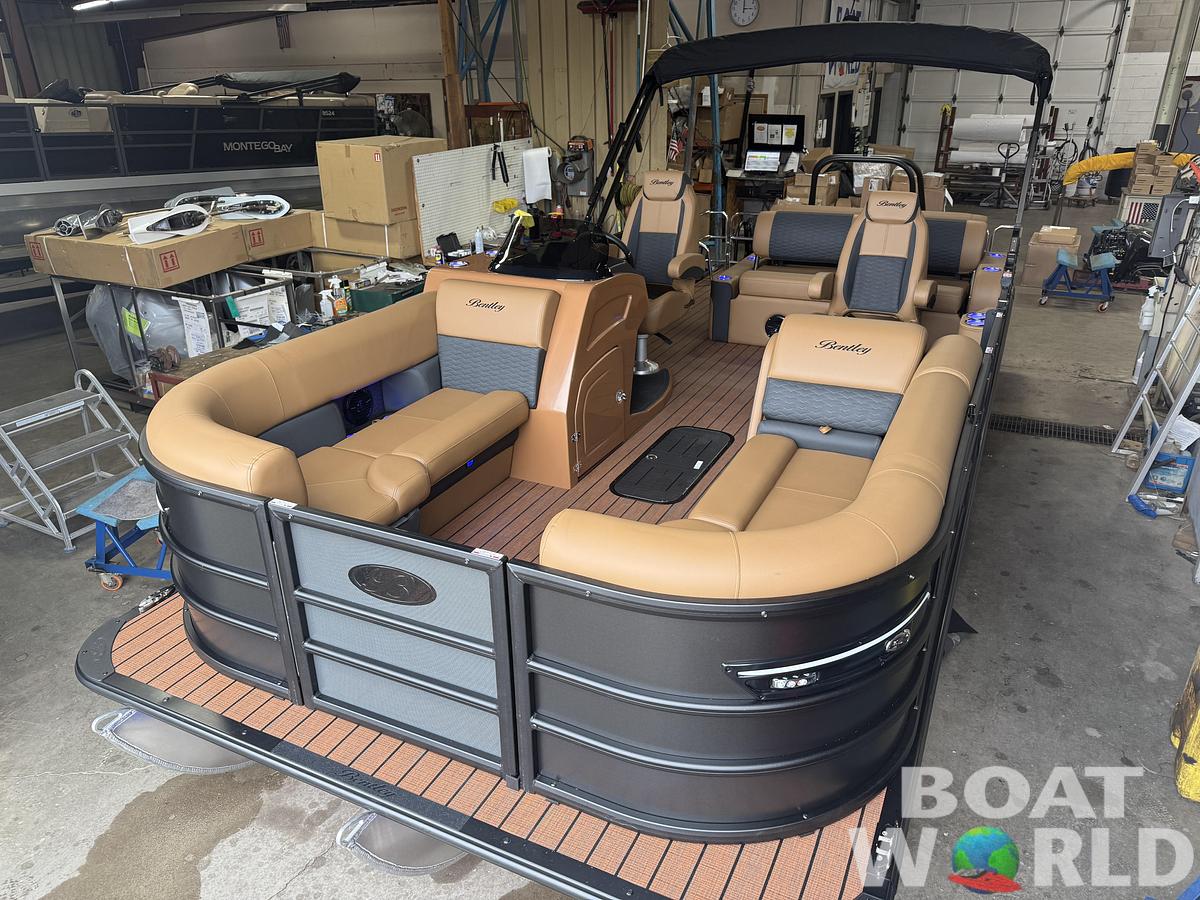2026 Bentley Pontoons Elite 223 Swingback Tritoon