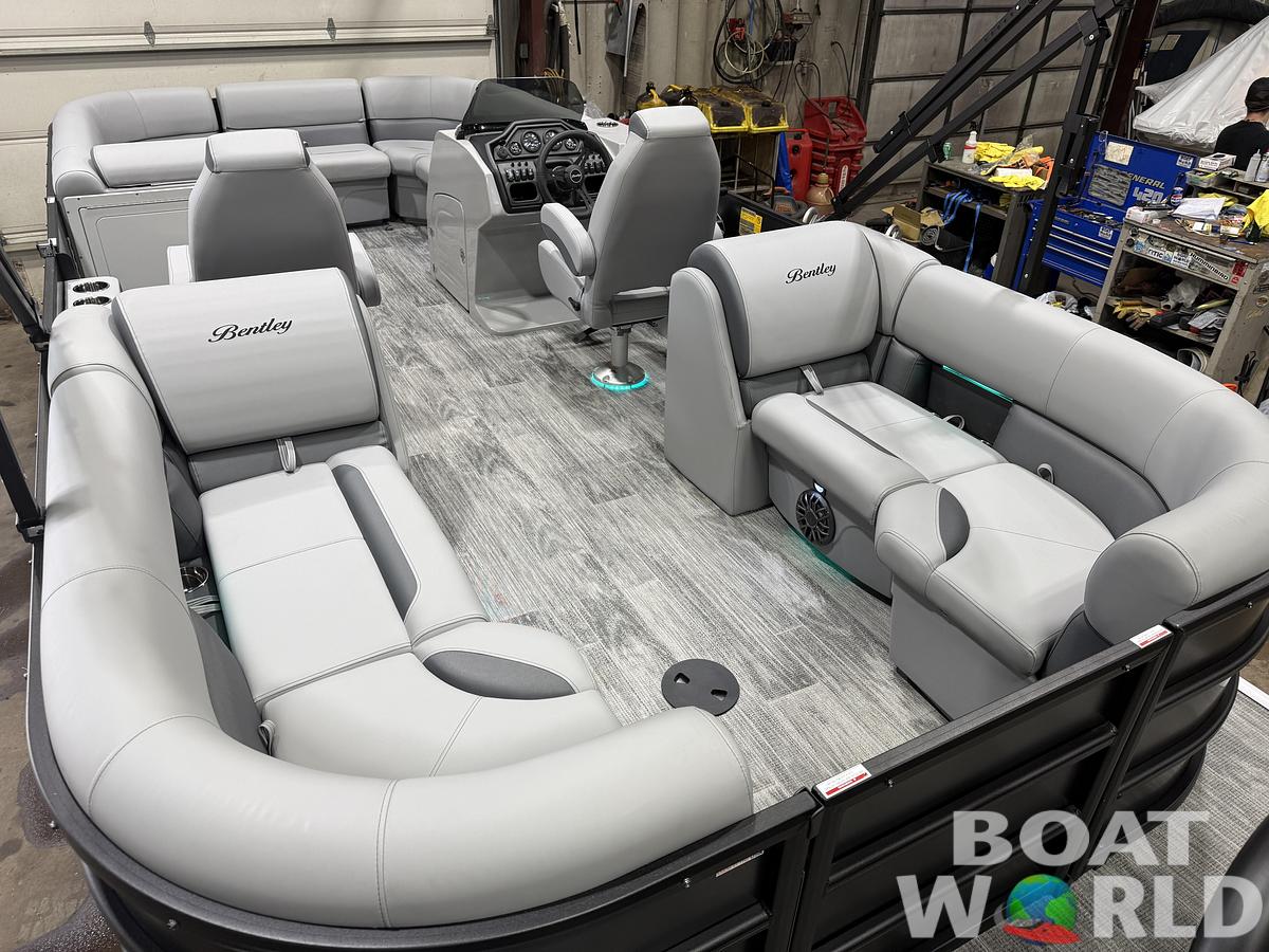 2027 Bentley Legacy 220 Navigator Quad Lounge Pontoon $42995