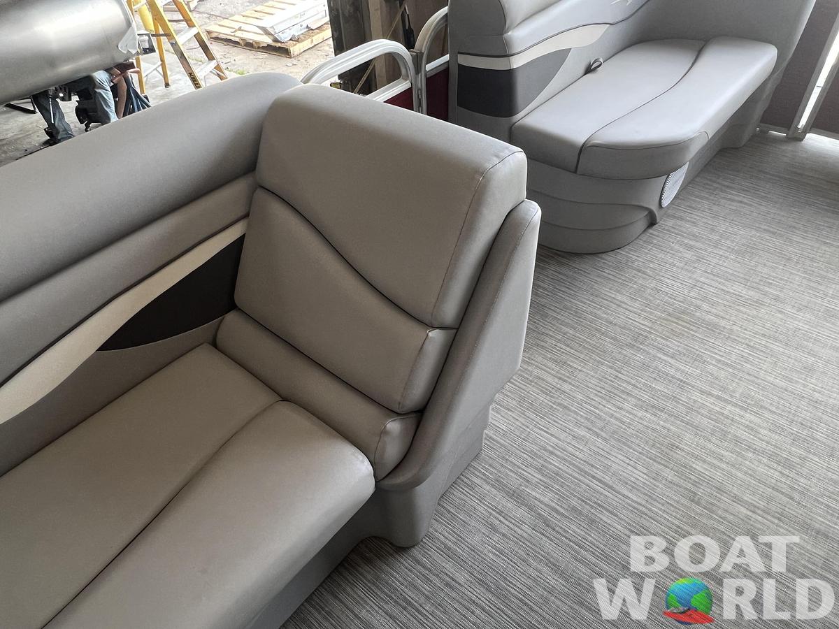 Used 2020 Bennington 20 SLV & 50HP Yamaha 4Stroke -$27,995