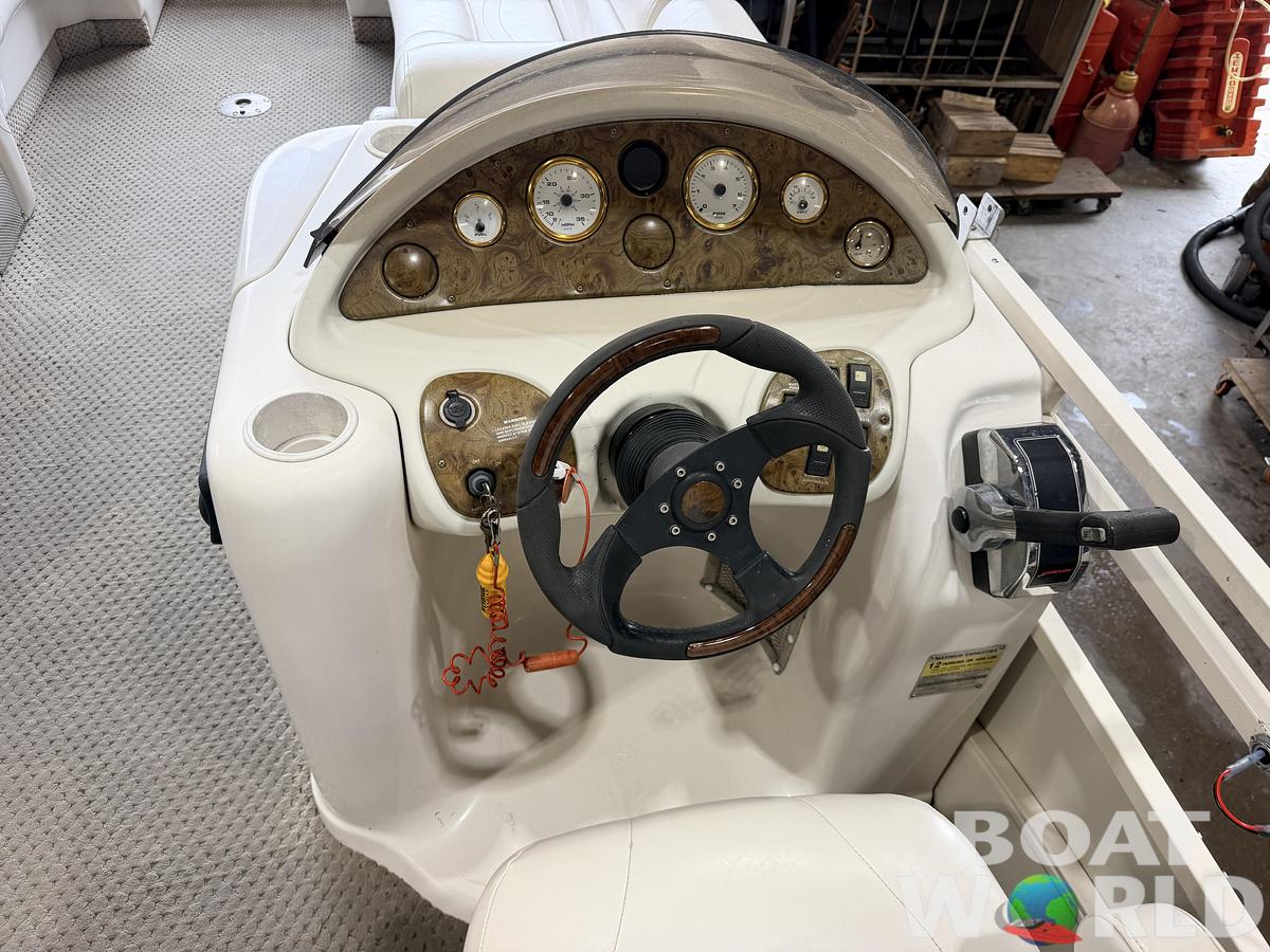 Used 2004 Starcraft 226 Elite & 50HP Mercury 4Stroke EFI -$14,995