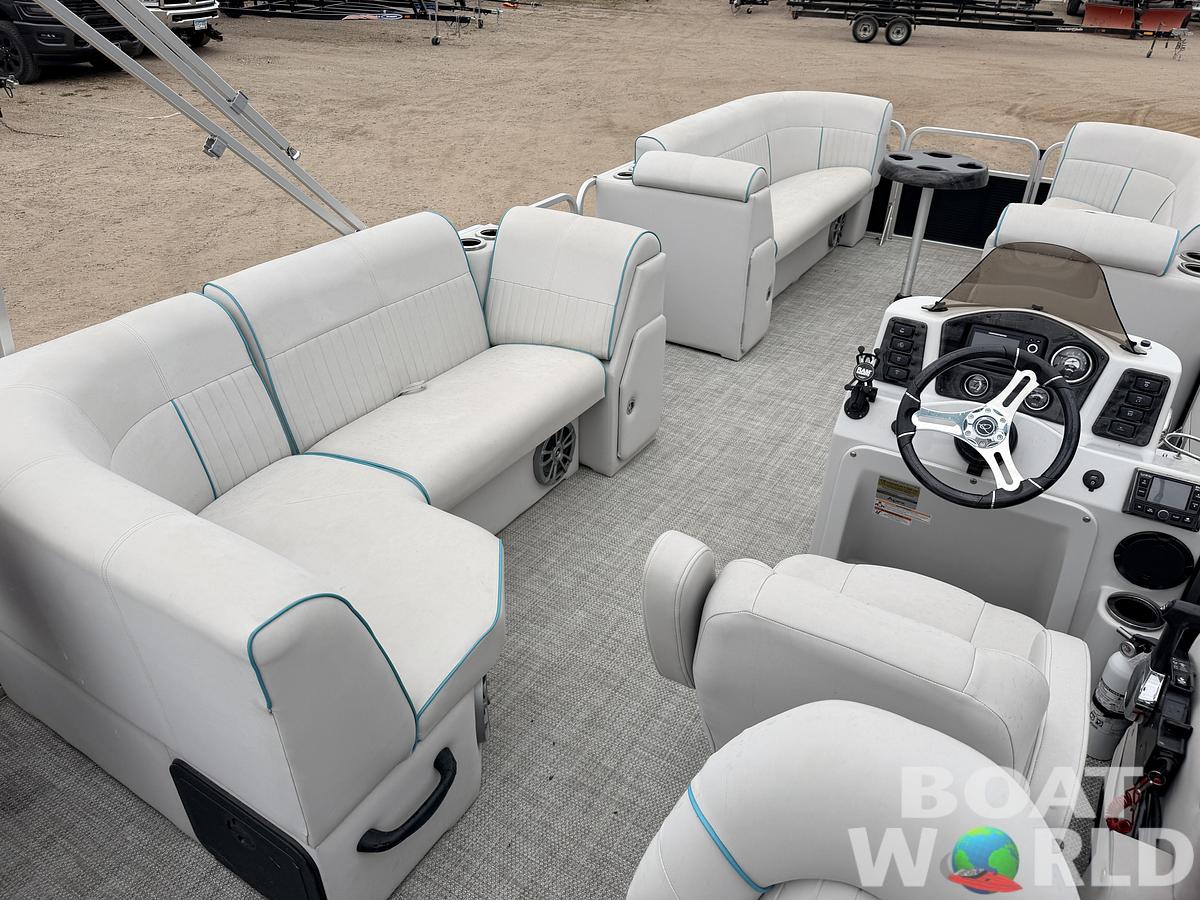 Used 2019 Qwest 822 Fish & Cruise Tritoon & 150HP Honda 4Stroke - $39,995
