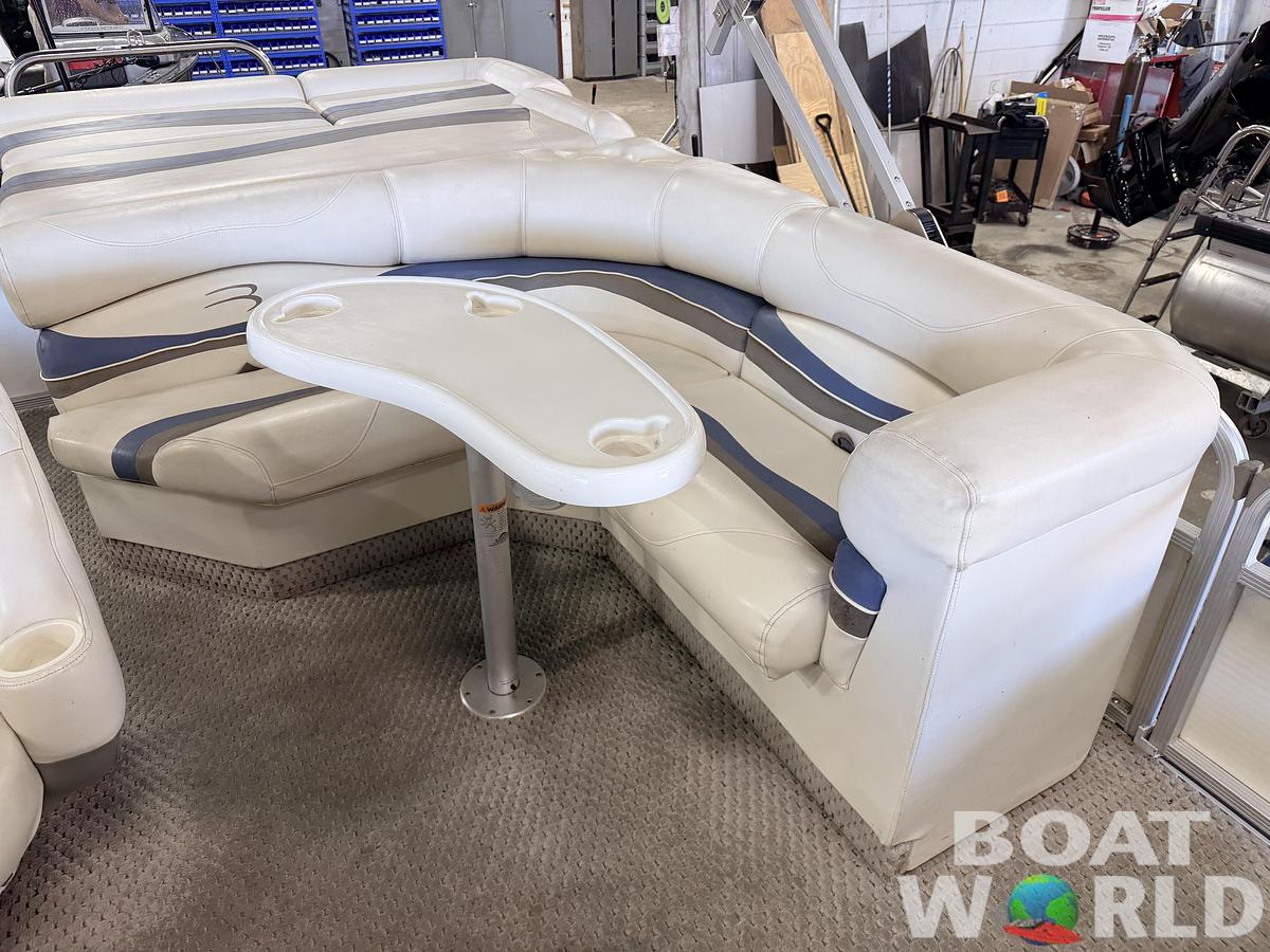 Used 2005 Bennington 2275 RL & 75HP Yamaha 4Stroke - $15,995