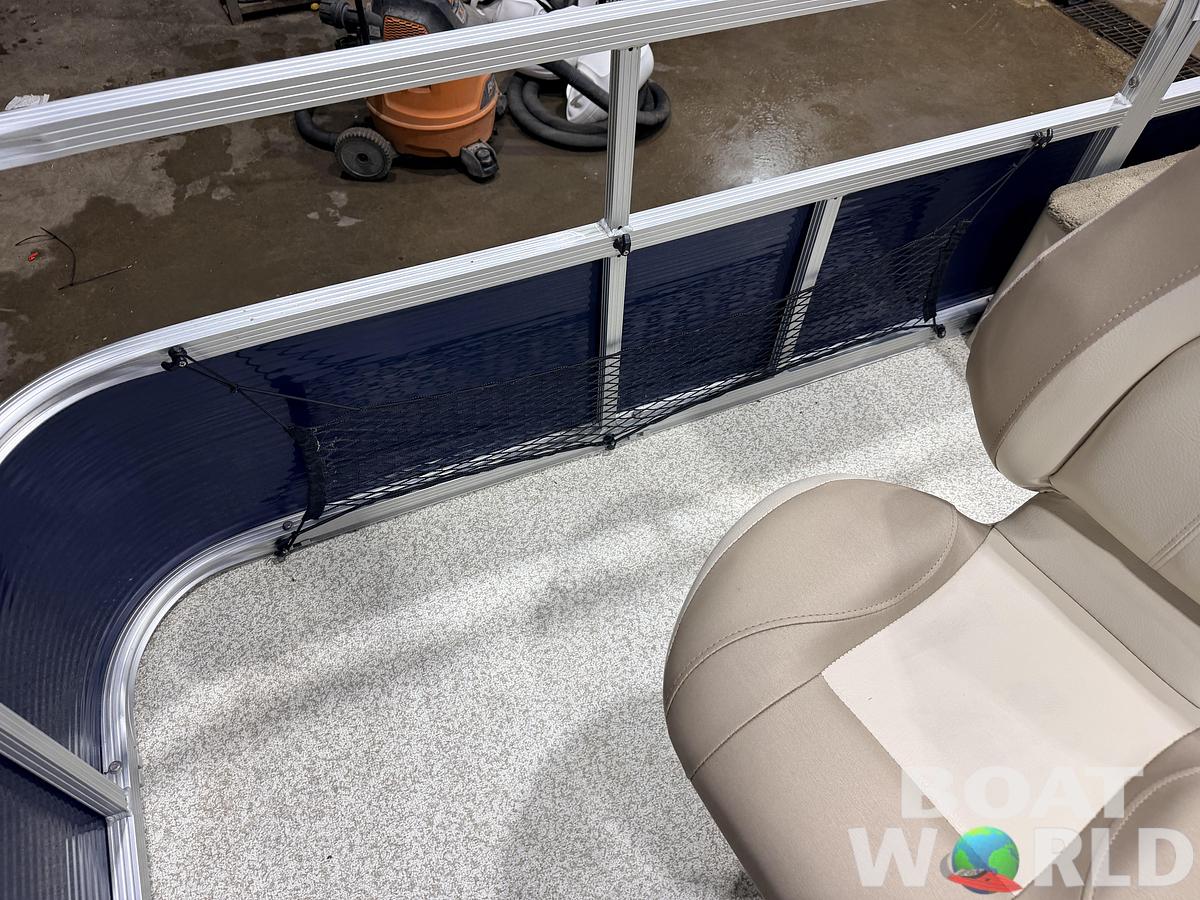 Used 2017 Montego Bay 8518 4-PT & 40HP Honda 4Stroke -$18,995