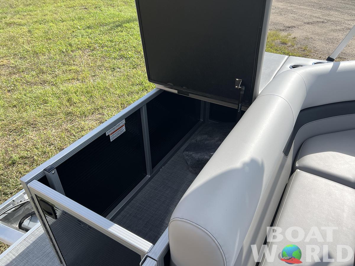 2026 Princecraft Vectra 21 Cruise Lounge Pontoon & Mercury 4-Stroke EFI