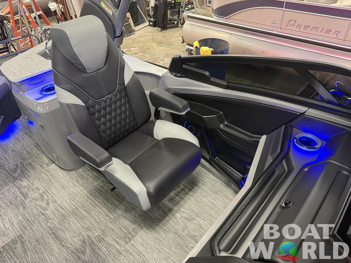 2026 Tahoe Pontoons Grand Tahoe 2585 Elite Windshield Tritoon & Mercury 400HP V10