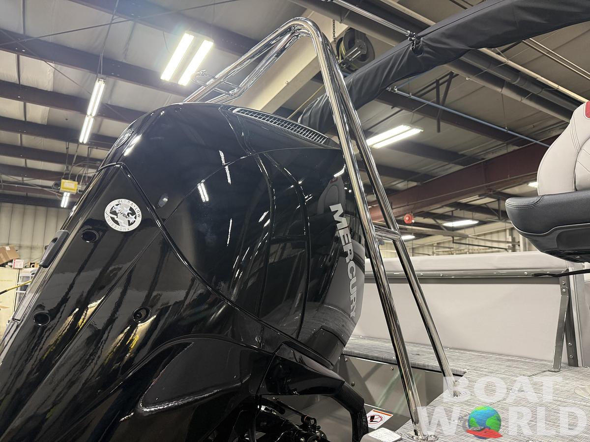 2024 Princecraft Ventura 224 Deckboat 