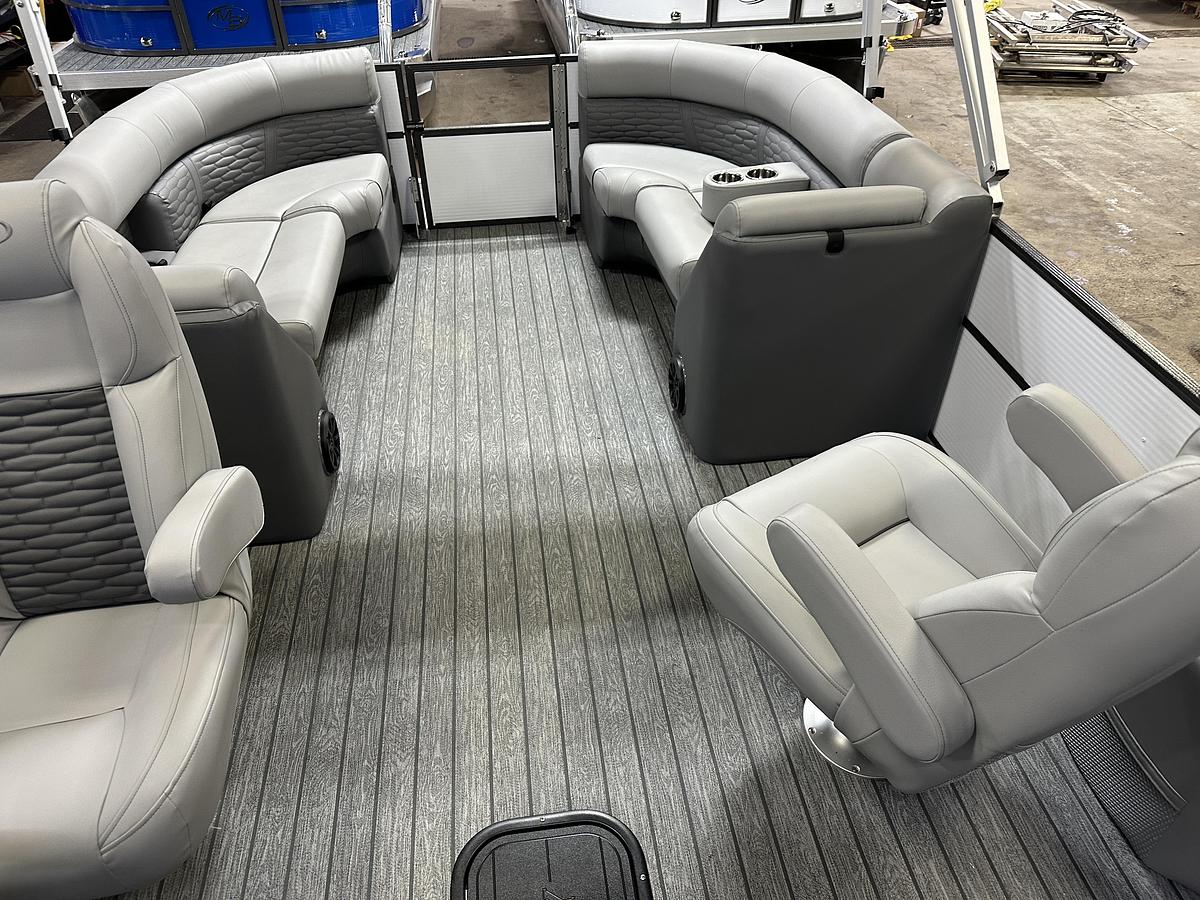 2023 Montego Bay TT8524 Quad Lounge 225HP Honda Tritoon Pontoon