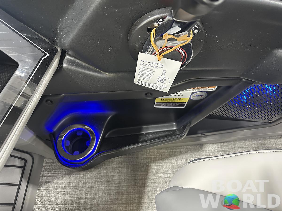 2025 Tahoe Pontoons Cascade 2385 Quad Lounge Shift Flip & Honda 4-Stroke EFI