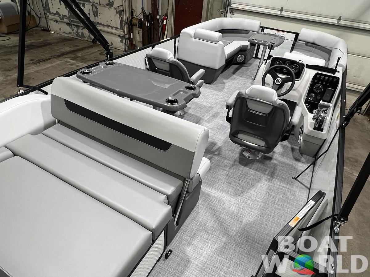 2026 Princecraft Vectra 23 RL SS Swingback Pontoon