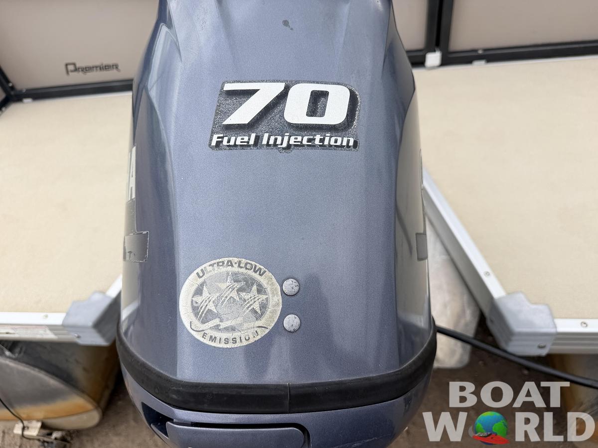 Used 2012 Premier 225 Solaris & 50HP Yamaha 4Stroke -$19,995