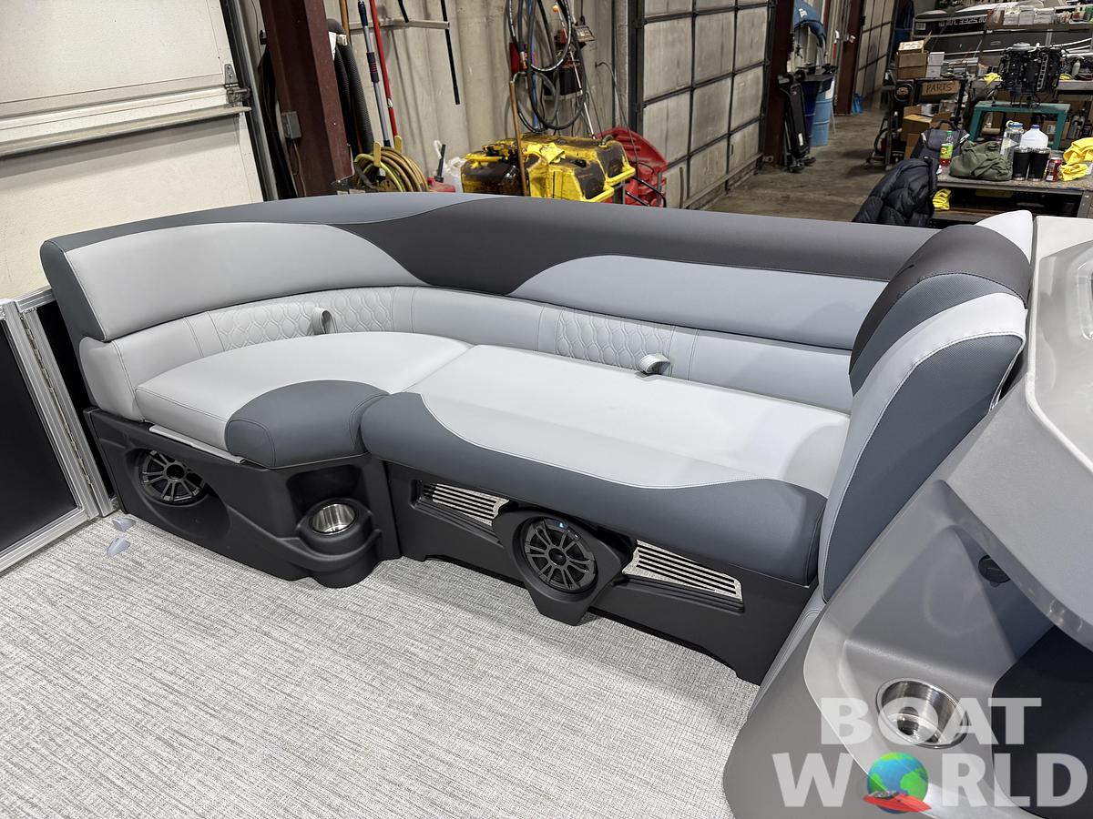 2026 Tahoe Pontoons LTZ 2185 Cruise Pontoon 