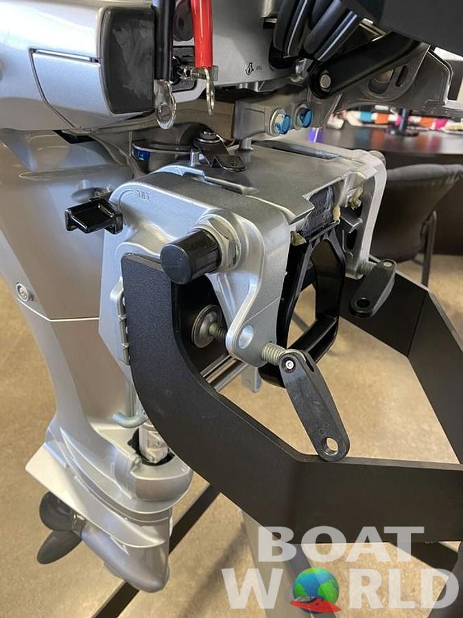 2025 Honda Marine 15HP 4-Stroke Tiller Outboard