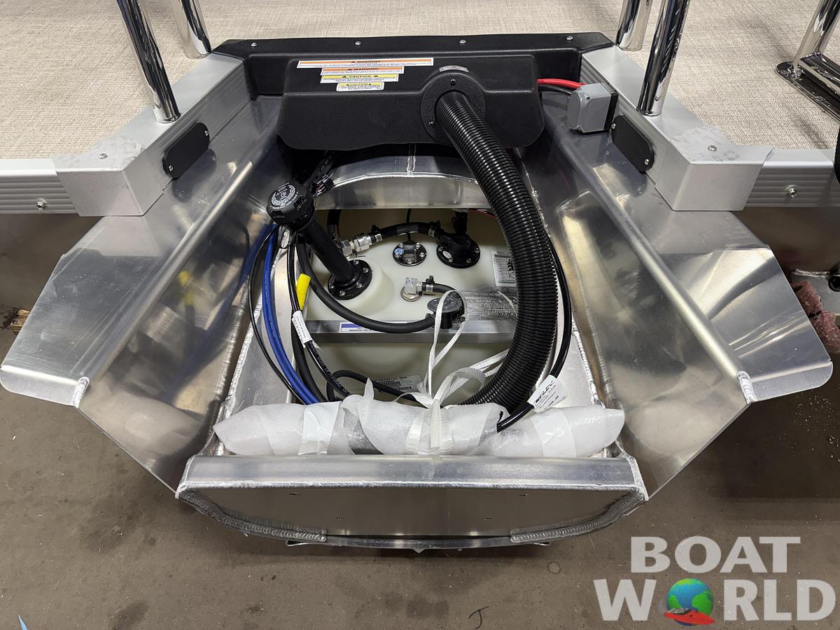 2026 Tahoe Pontoons LTZ 2385 Swingback (VRB) Tritoon 