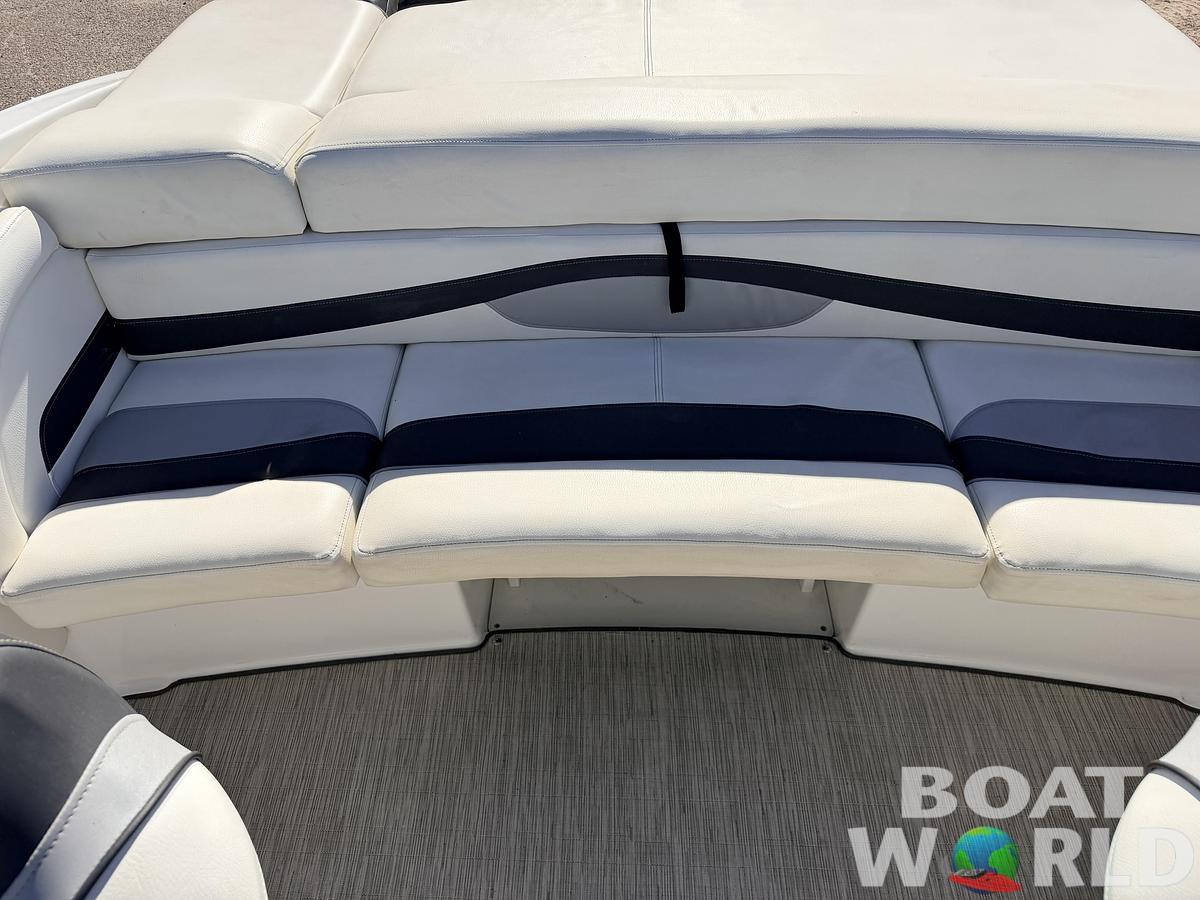 Used 2017 Rinker QX19 Bowrider & 250HP 4.5L V6 Mercruiser -$17,995