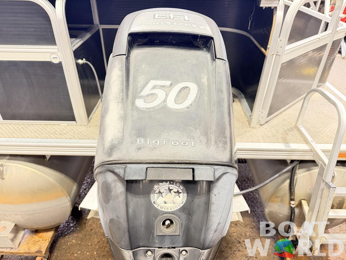 Used 2010 Starcraft StarDeck 8522 & 50HP Mercury 4Stroke -$14,995