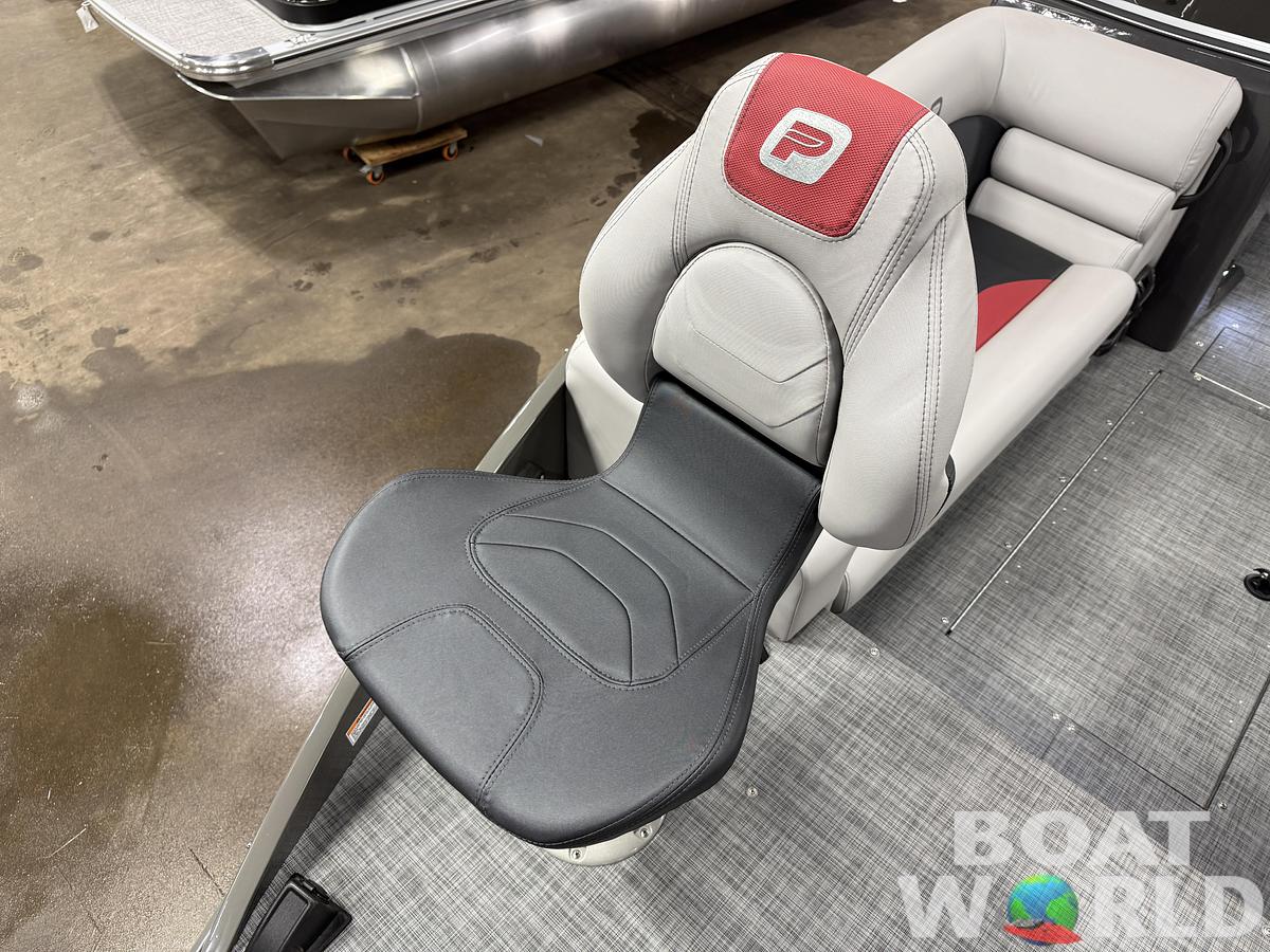 2024 Princecraft Ventura 224 Deckboat 