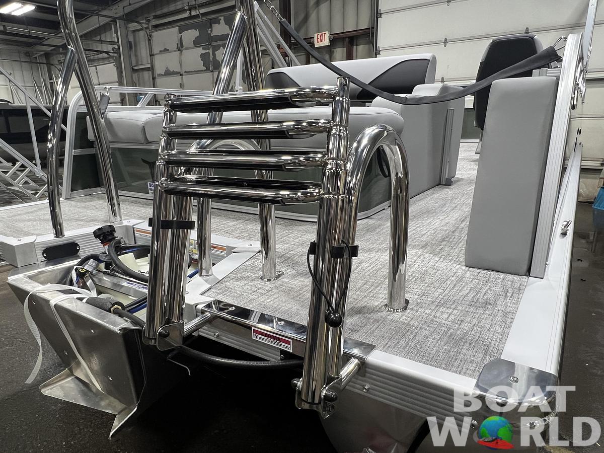 2026 Tahoe Pontoons Sport 2180 Swingback (VRB) 
