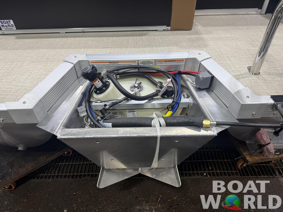 2026 Tahoe Pontoons Sport 1980 Cruise Rear Bench (CRB) 