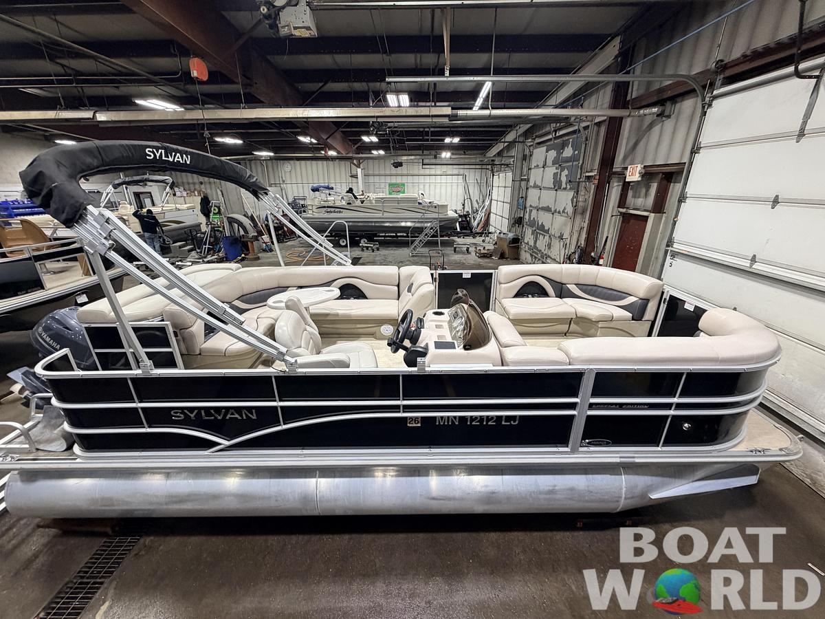 Used 2015 Sylvan Mirage 820 Cruise Special Edition Pontoon