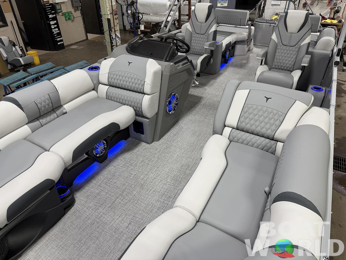 2025 Tahoe Pontoons Cascade 2385 Quad Lounge Shift SS Tritoon & Honda 4-Stroke EFI