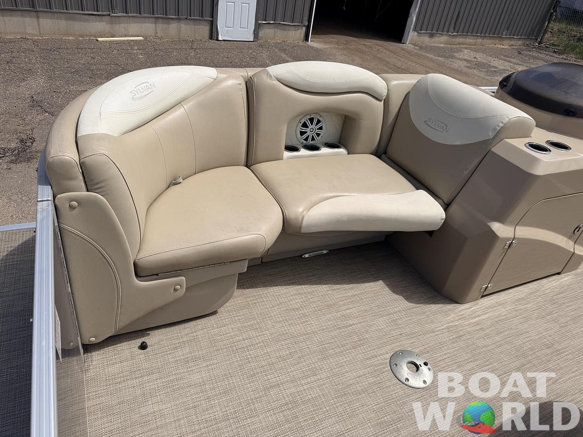 Used 2016 Sylvan Mirage 8524 LE & 150HP Mercury 4Stroke - $29,995