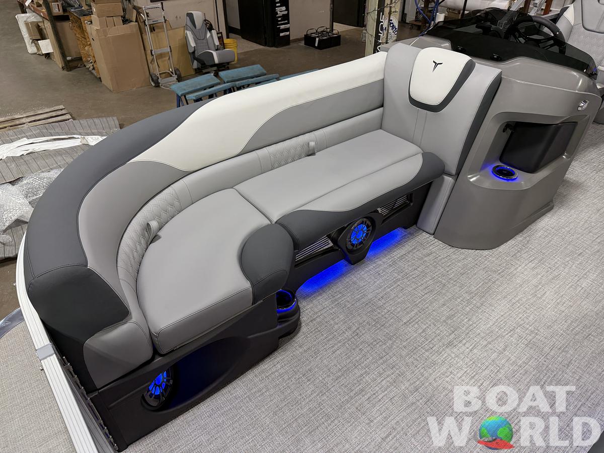 2025 Tahoe Pontoons LTZ 2385 Elite Cruise Tritoon & Honda 4-Stroke EFI