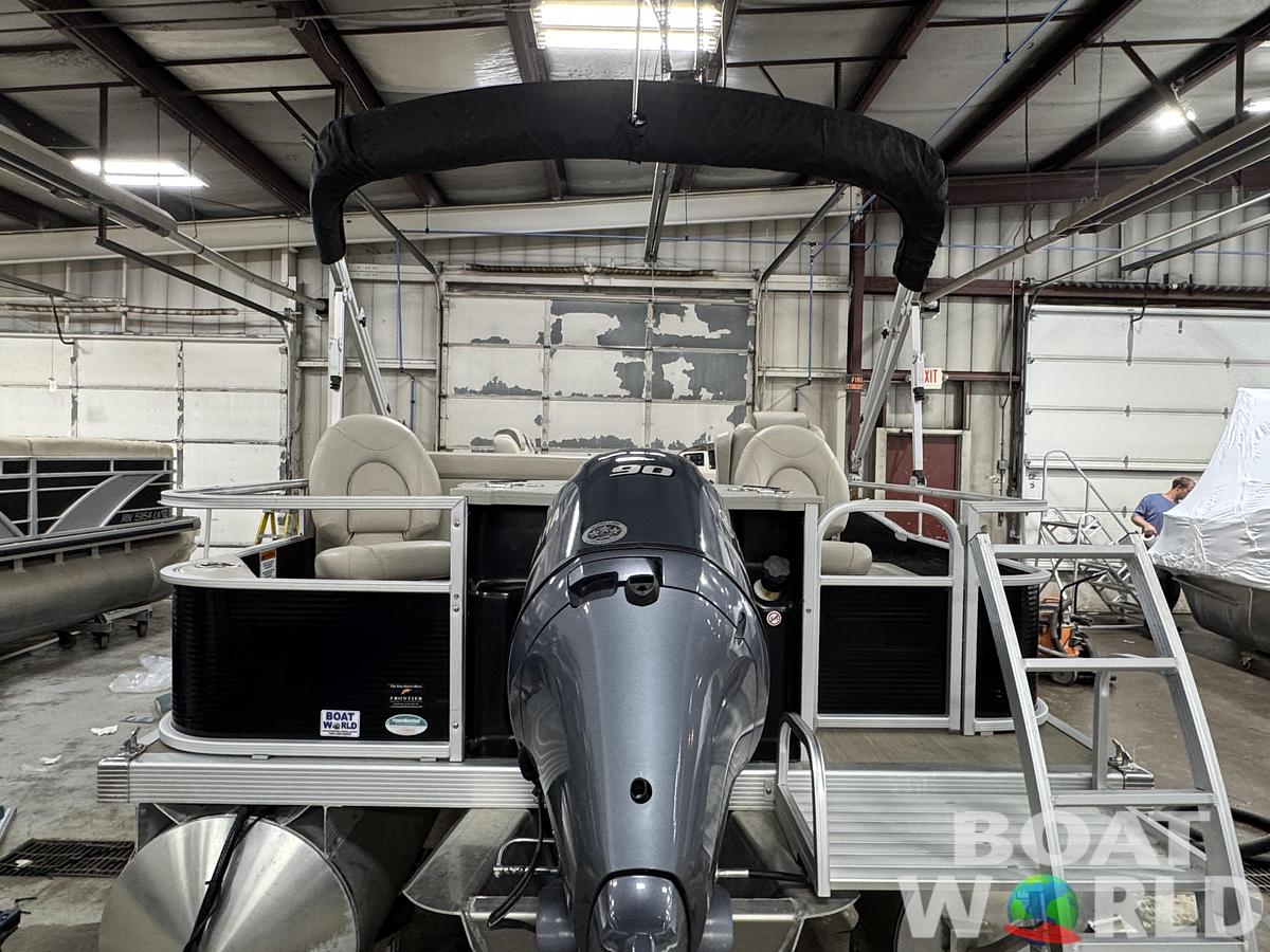 Used 2017 Bennington  22 SS Pontoon with 90HP Yamaha Fourstroke EFI