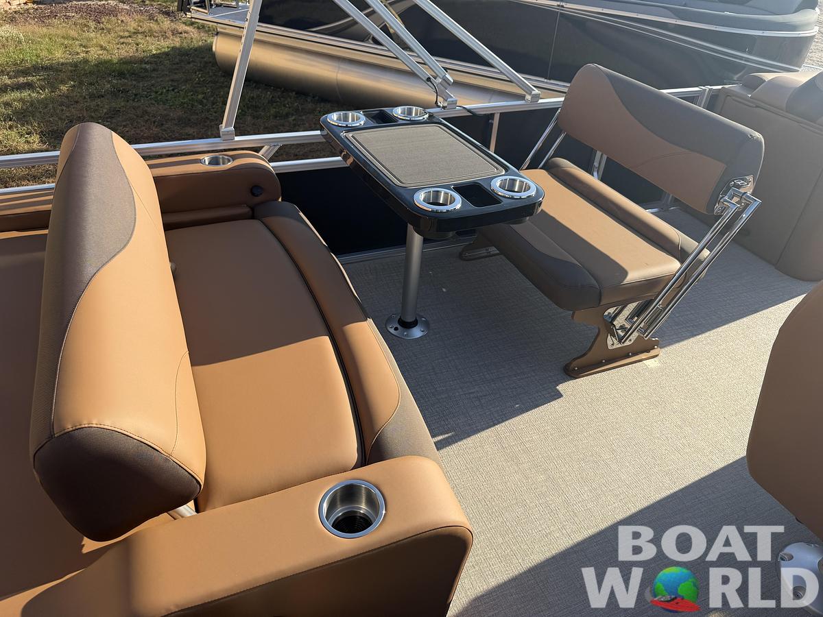 2025 Tahoe Pontoons LTZ 2385 Entertainer