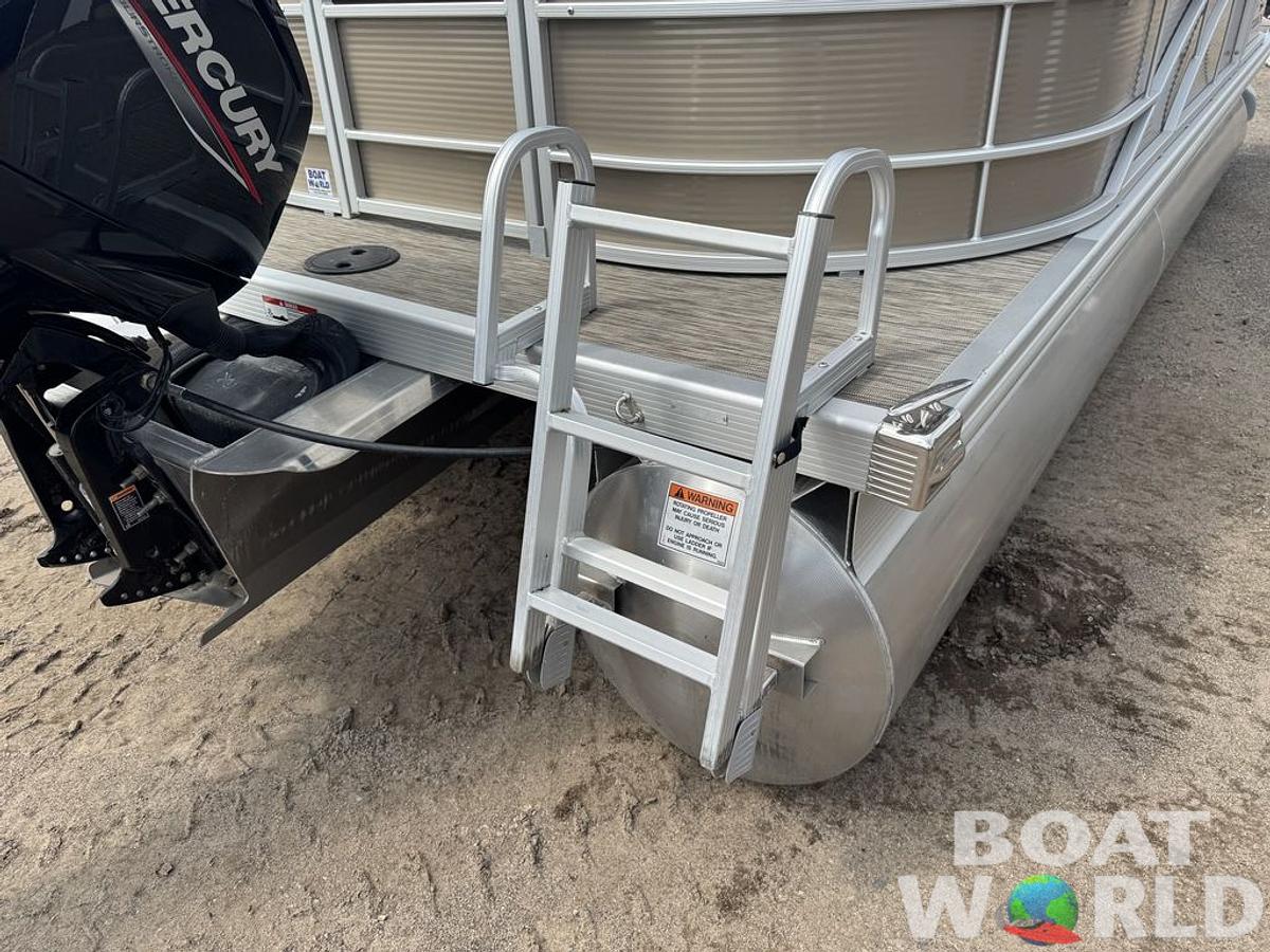 Used 2021 Bennington 22 SSR Pontoon