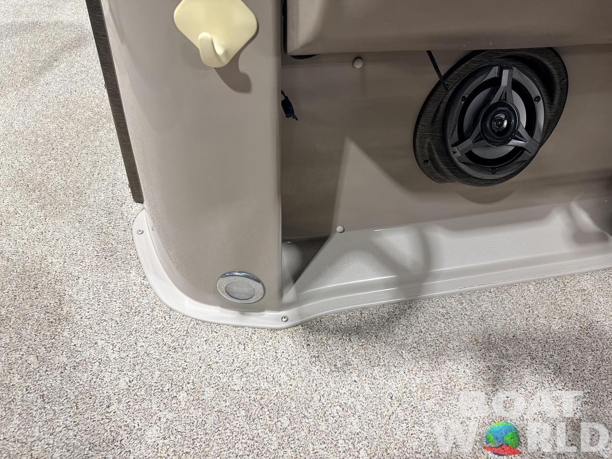 Used 2007 Premier 251 Cast-a-Way Fish & Cruise Pontoon & 115HP Mercury 4Stroke - $19,995