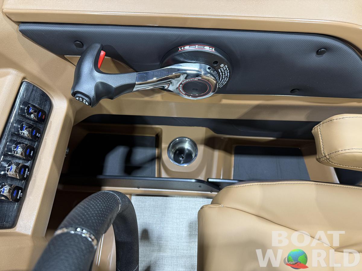 2026 Tahoe Pontoons LTZ 2385 Quad Lounge Shift SS