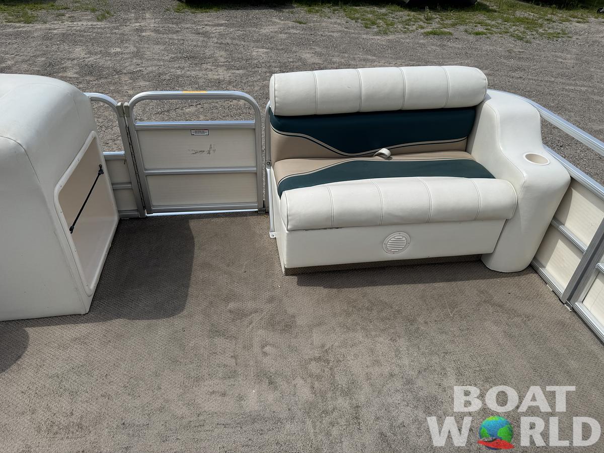 Used 2004 Sweetwater 2222 DF Pontoon WITH SEA LEGS