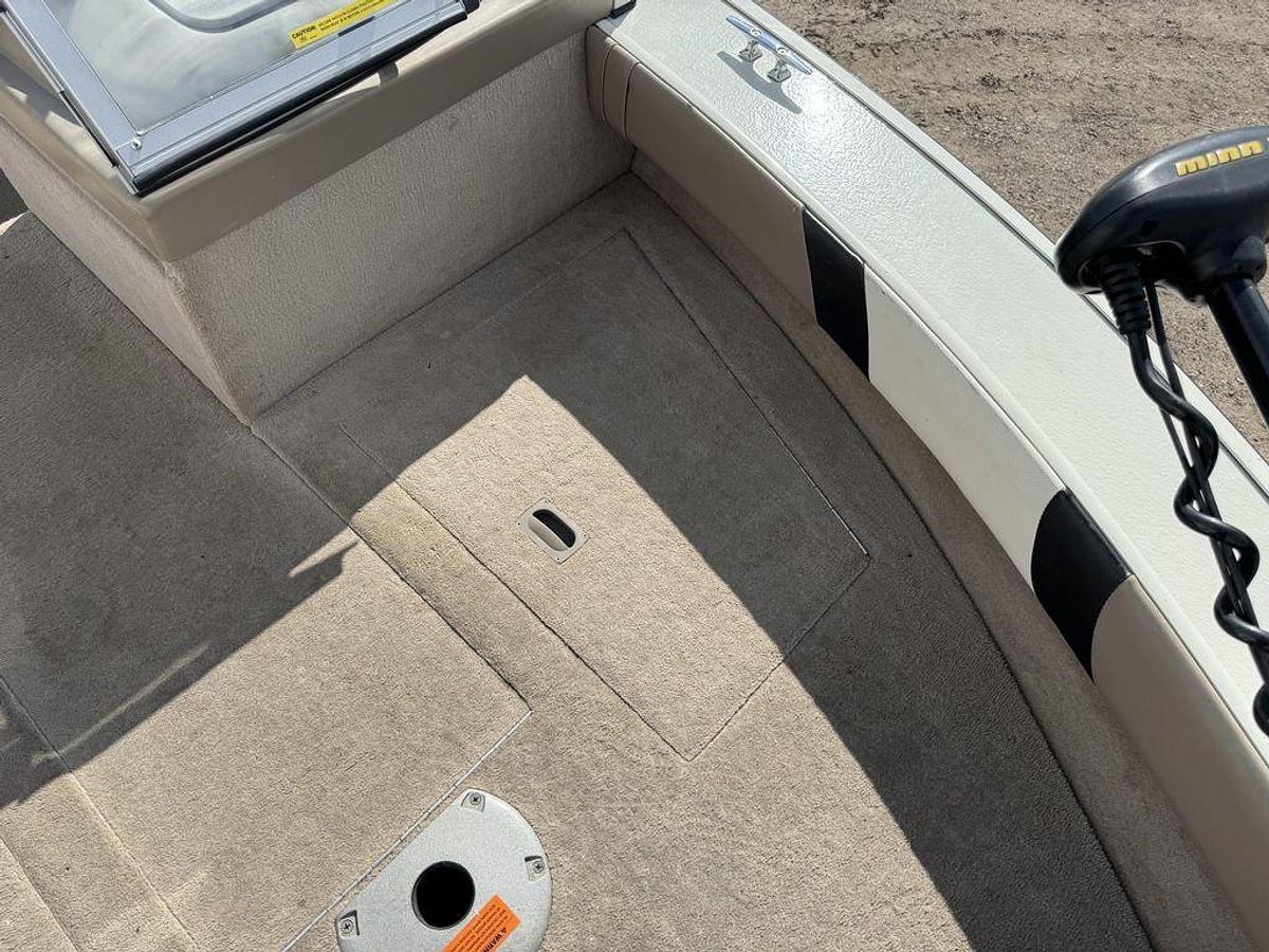 Used 2010 Smoker Craft Pro Mag 182