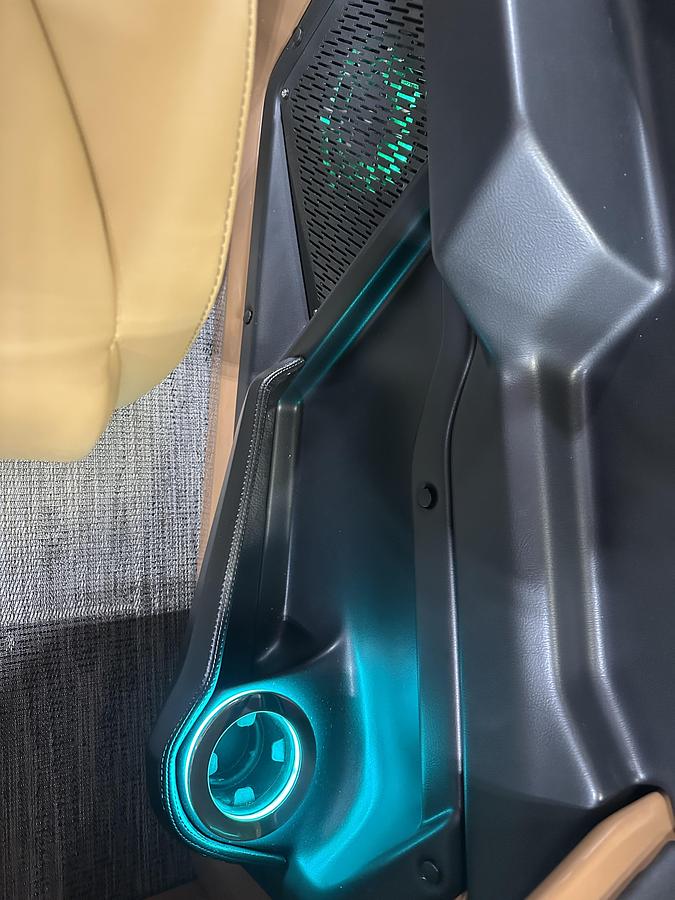 2025 Tahoe Pontoons Grand Tahoe 2585 Quad Lounge Windshield Tritoon & Mercury 400HP V10