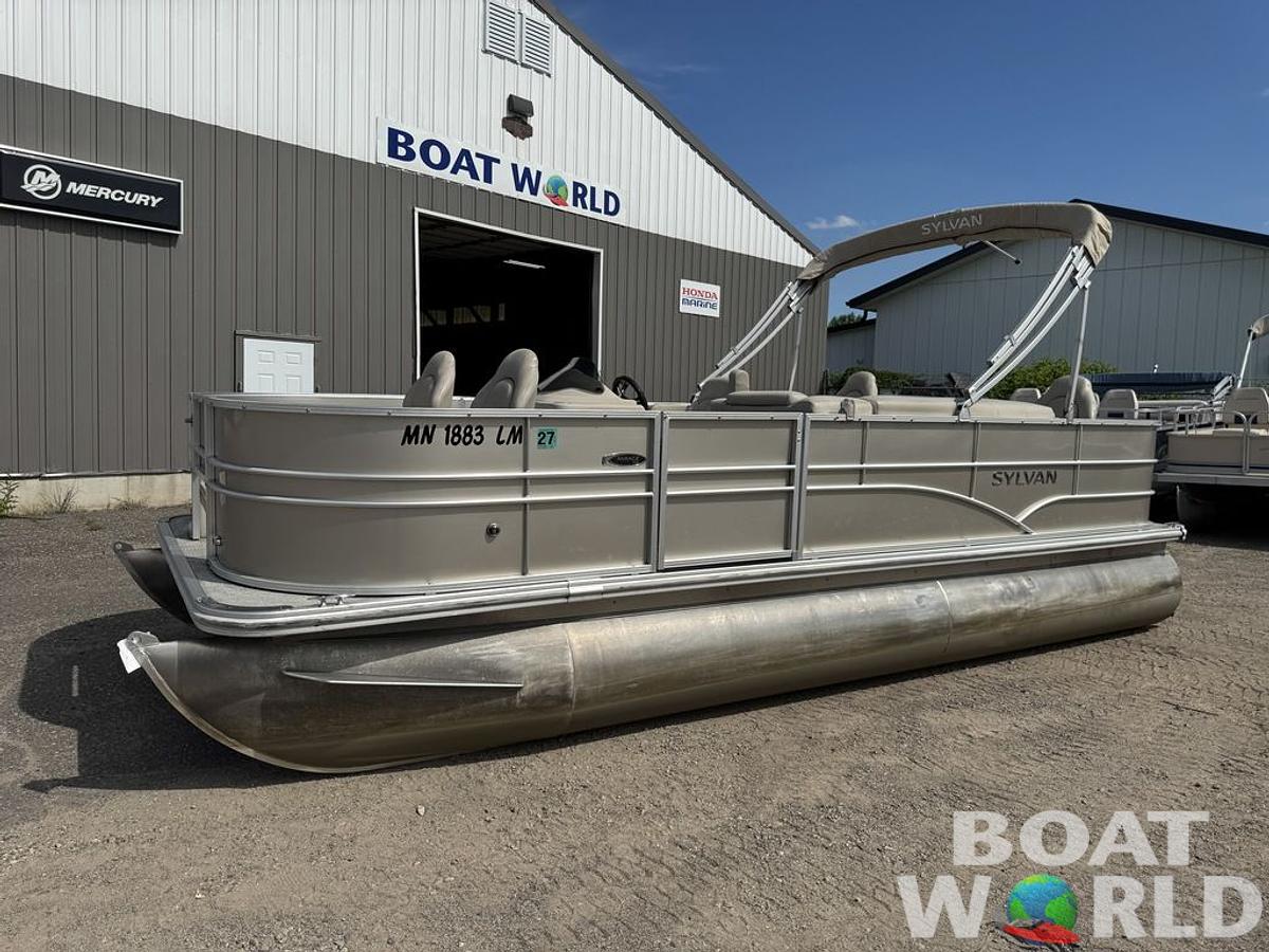 Used 2016 Sylvan 820 4-PT Pontoon