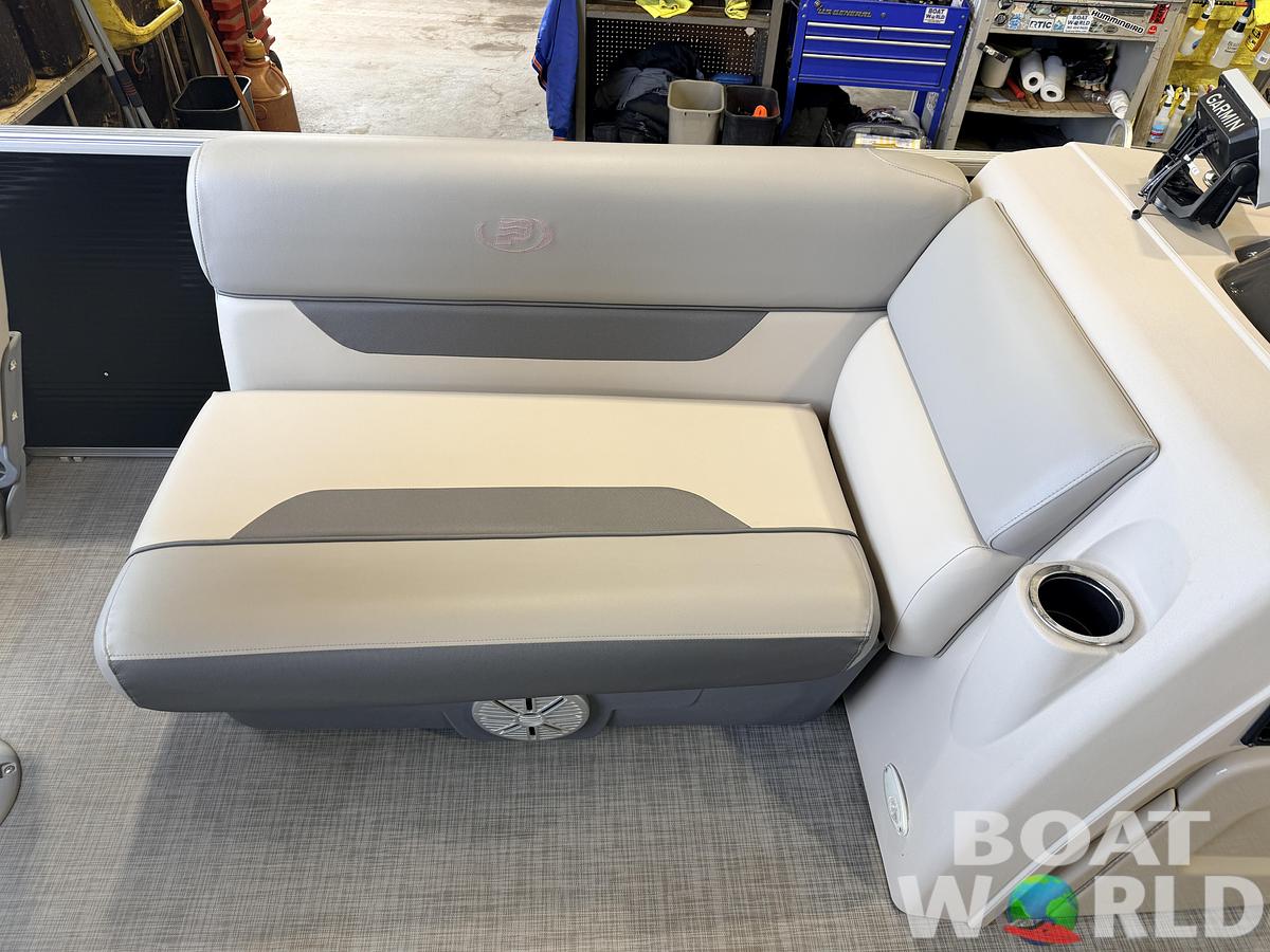 Used 2021 Princecraft 21 Sportfisher 2RS Pontoon & 90HP Mercury 4-Stroke -$27,995